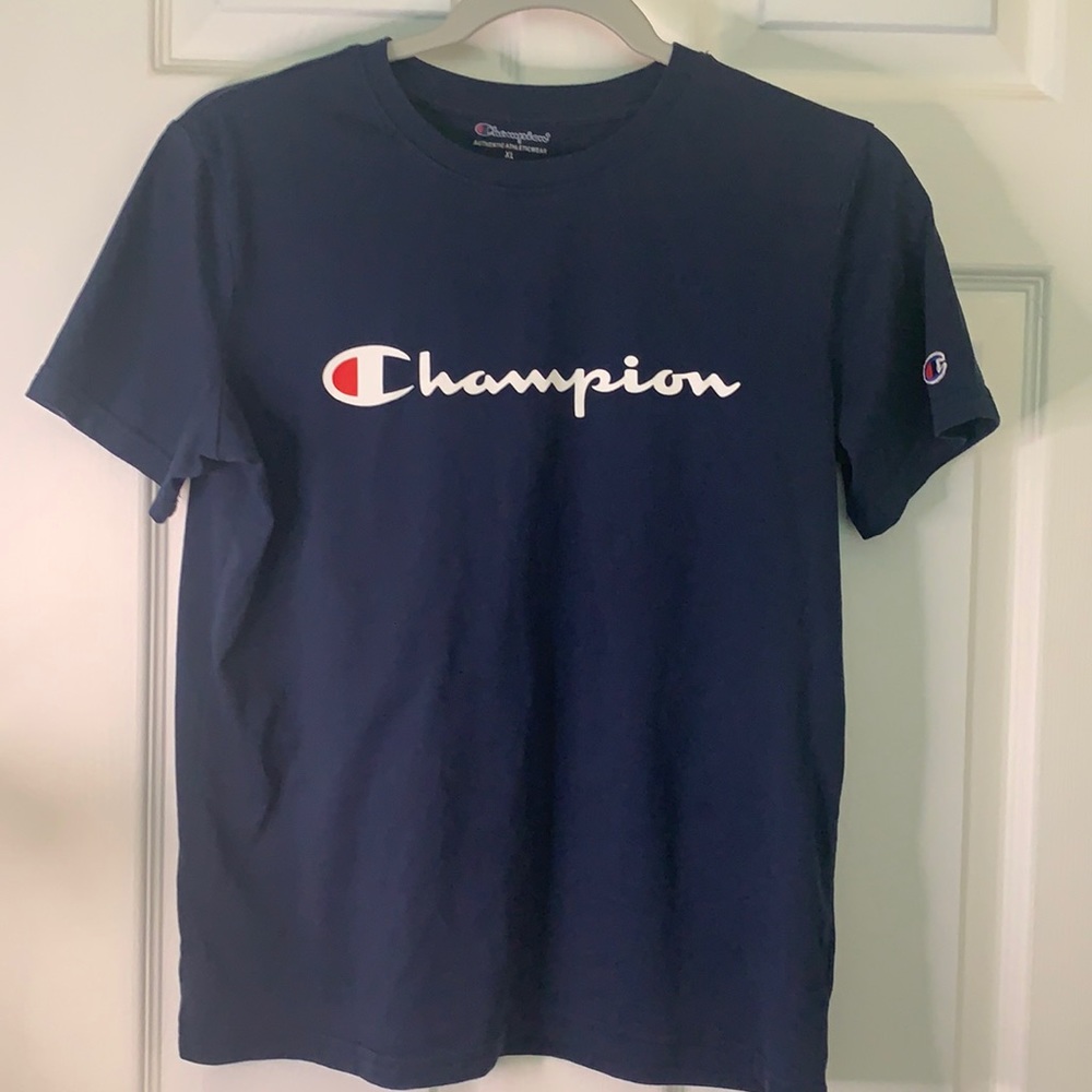 Champion t-shirt. Size XL youth
